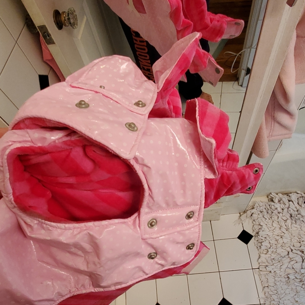 ●SOLD● Frou-Frou 💝 Valentine Heart Pink dog coat - Picture 6 of 16